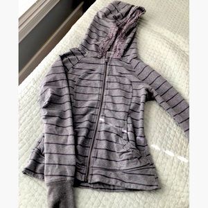 ❌ SOLD ❌ Lululemon jacket